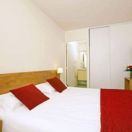เซฌูร์ แอนด์ อัฟแฟร์ เรน วีลา กามิลลา Aparthotel แรนส์ ภายนอก รูปภาพ