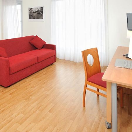 เซฌูร์ แอนด์ อัฟแฟร์ เรน วีลา กามิลลา Aparthotel แรนส์ ภายนอก รูปภาพ