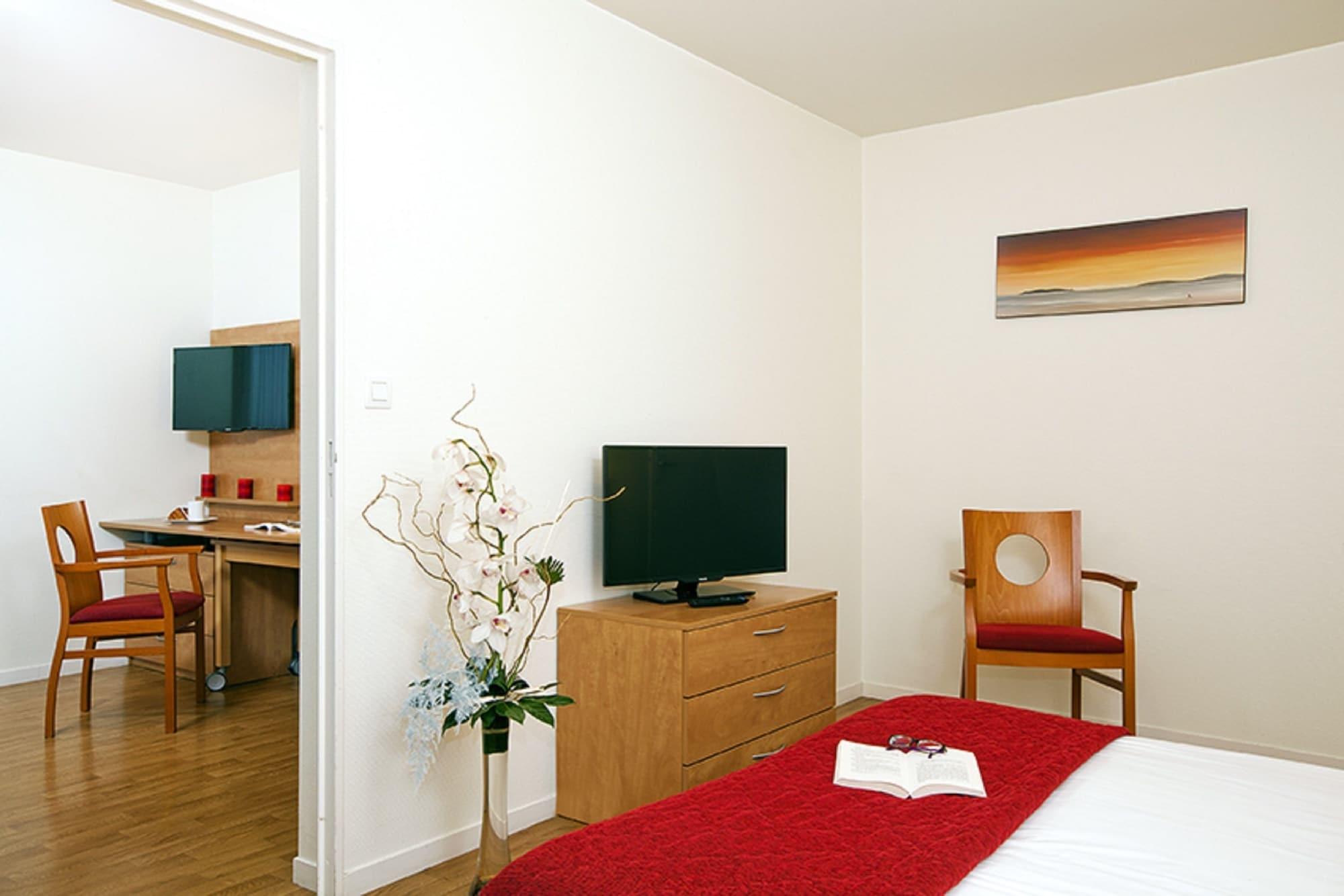 เซฌูร์ แอนด์ อัฟแฟร์ เรน วีลา กามิลลา Aparthotel แรนส์ ภายนอก รูปภาพ