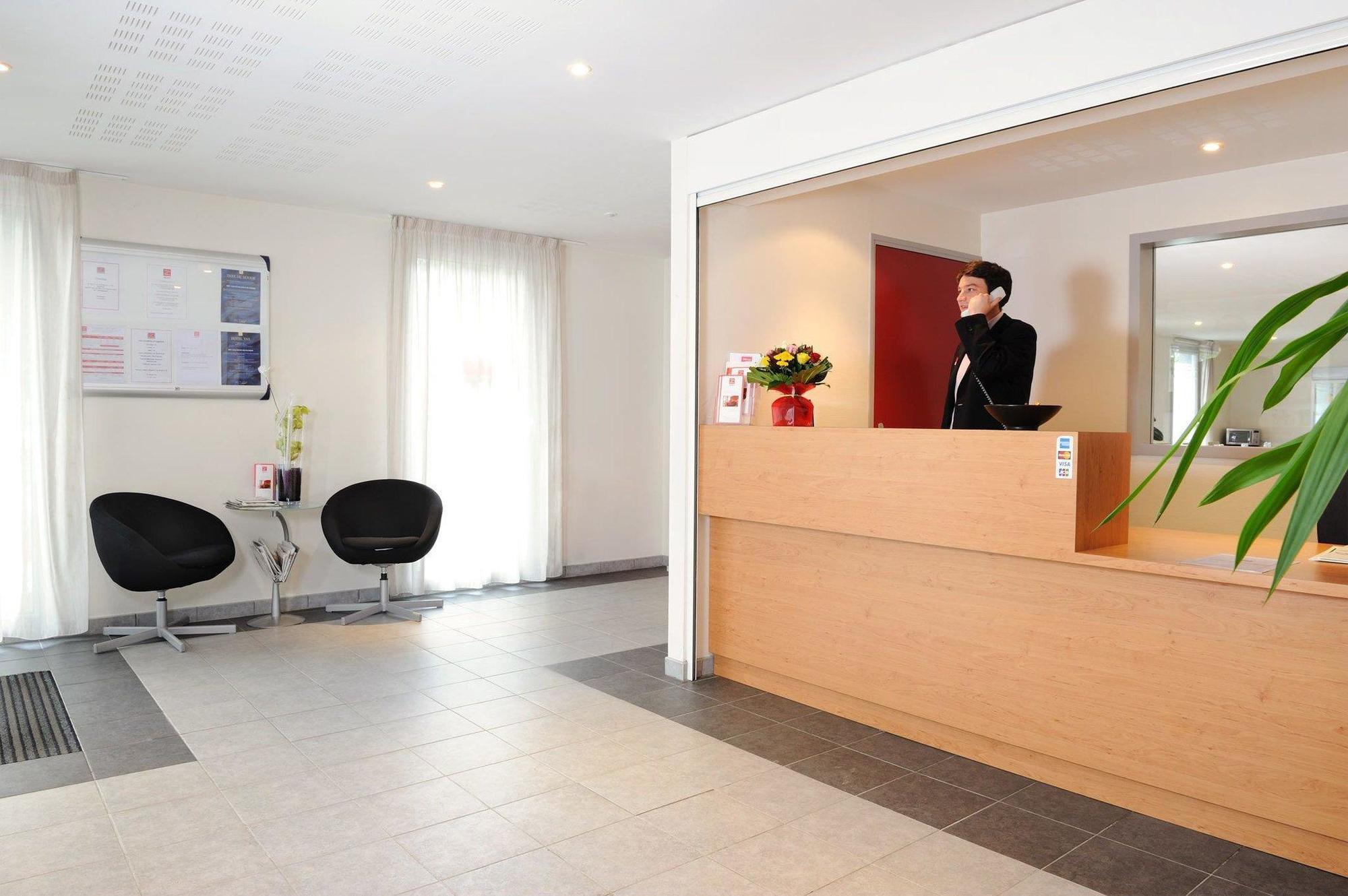 เซฌูร์ แอนด์ อัฟแฟร์ เรน วีลา กามิลลา Aparthotel แรนส์ ภายนอก รูปภาพ